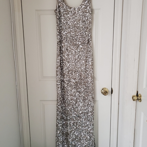 parker black nicolette gown